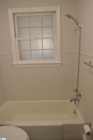 206 Hillside Drive, Greer, SC 29651