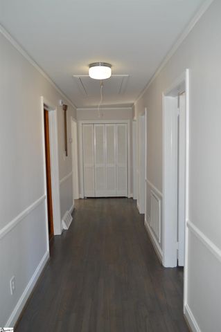 206 Hillside Drive, Greer, SC 29651