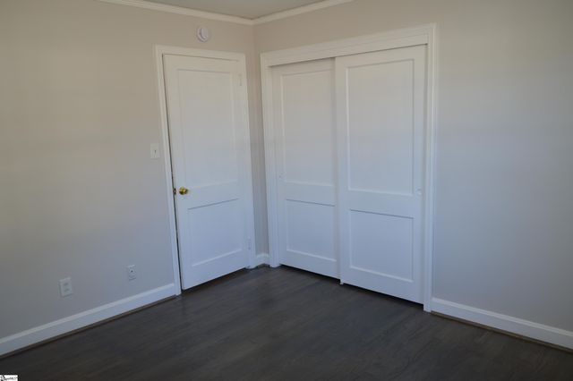 206 Hillside Drive, Greer, SC 29651