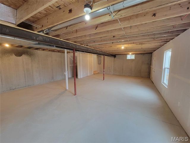 1051 Smith Avenue, Ferguson, MO 63135