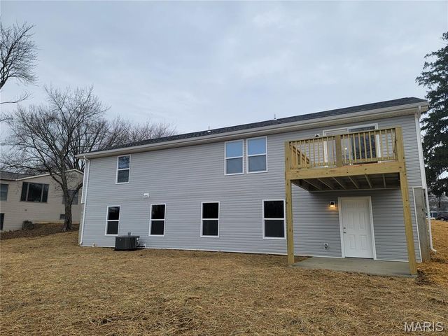 1051 Smith Avenue, Ferguson, MO 63135