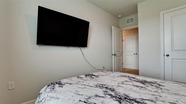 2746 PEARLY BANKS DRIVE, Bradenton, FL 34208
