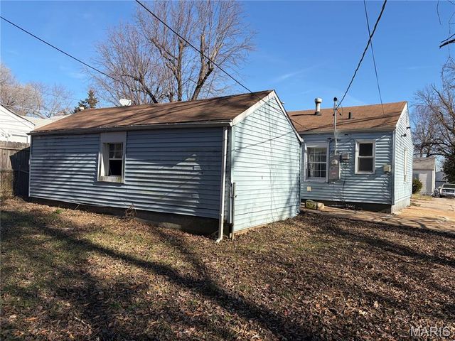 317 Mueller Avenue, Ferguson, MO 63135