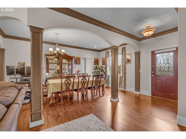 2652 HOO DOO Dr, Salem, OR 97304