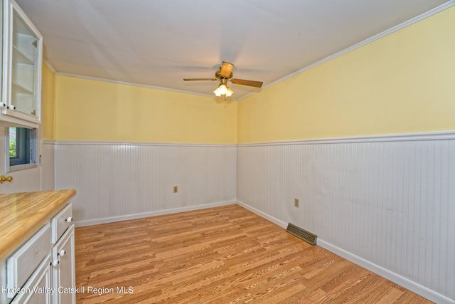 18 Coronation Drive, Stuyvesant, NY 12173