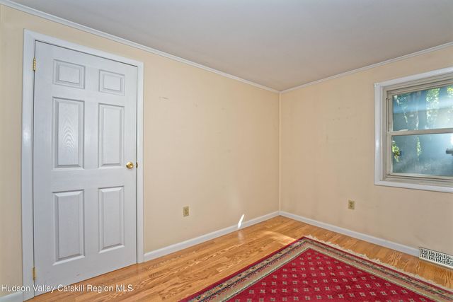 18 Coronation Drive, Stuyvesant, NY 12173