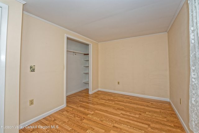 18 Coronation Drive, Stuyvesant, NY 12173