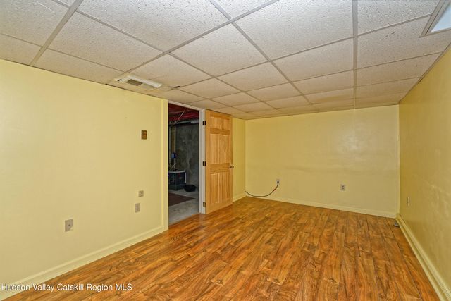 18 Coronation Drive, Stuyvesant, NY 12173