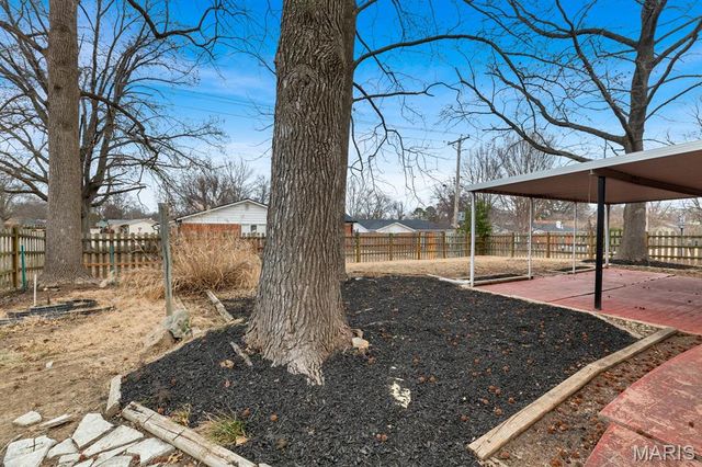 2305 Belfast Drive, Florissant, MO 63033