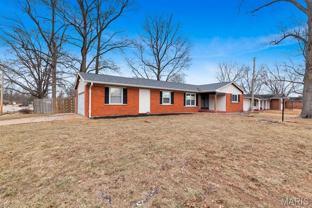 2305 Belfast Drive, Florissant, MO 63033