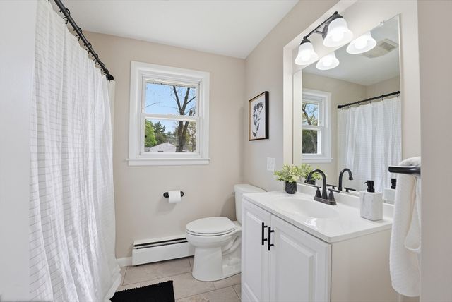 129 Cooper St, Springfield, MA 01108