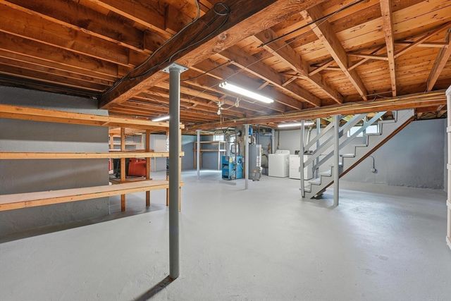 129 Cooper St, Springfield, MA 01108