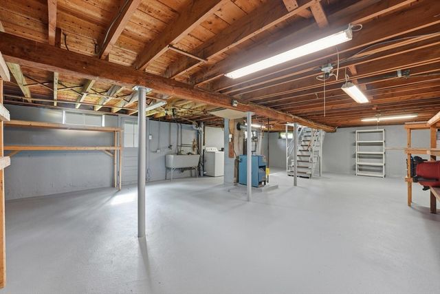 129 Cooper St, Springfield, MA 01108