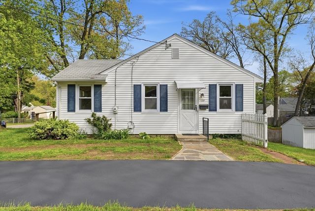 129 Cooper St, Springfield, MA 01108