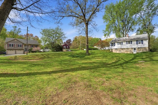 129 Cooper St, Springfield, MA 01108