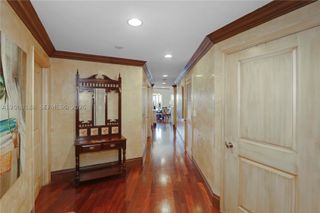 10 Aragon Ave 1216, Coral Gables, FL 33134