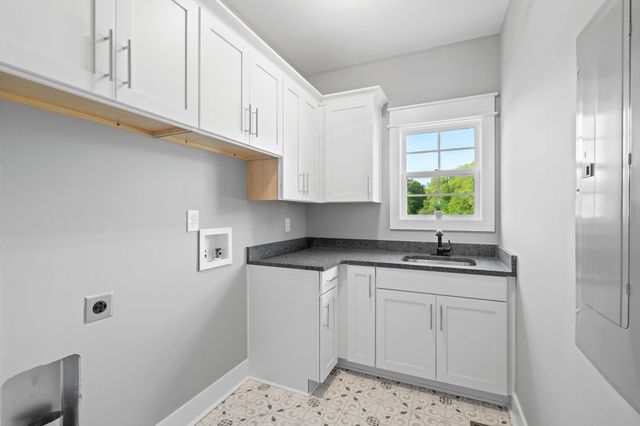 615 River Watch Way, Winchester, TN 37398