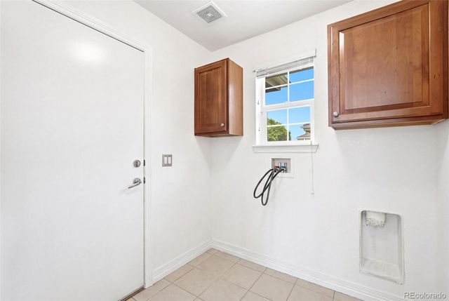 7603 S Addison Way, Aurora, CO 80016
