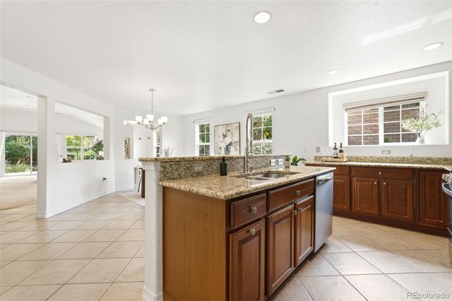 7603 S Addison Way, Aurora, CO 80016