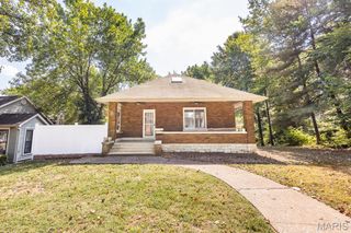 8 Kircher Place, Belleville, IL 62220