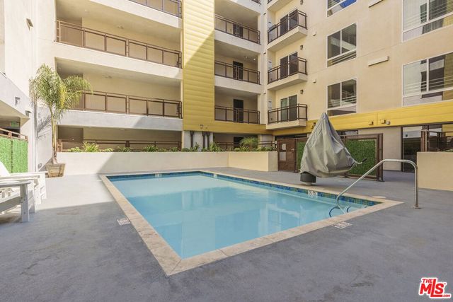 2939 Leeward Avenue 401, Los Angeles, CA 90005