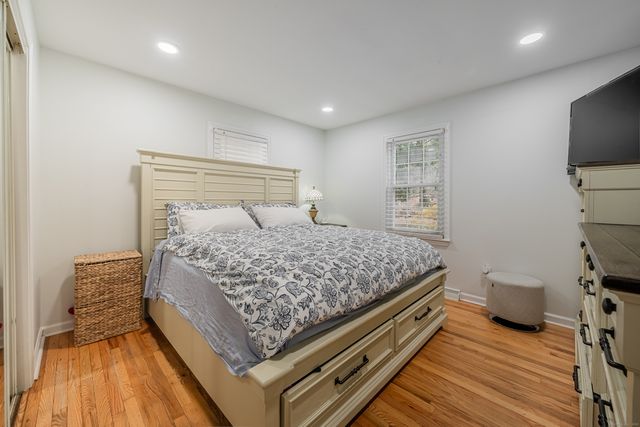 1172 Wintergreen Avenue, Hamden, CT 06514