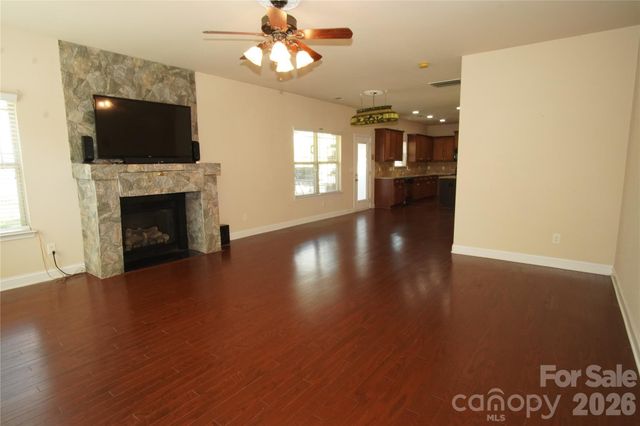 105 Jobe Drive, Statesville, NC 28677