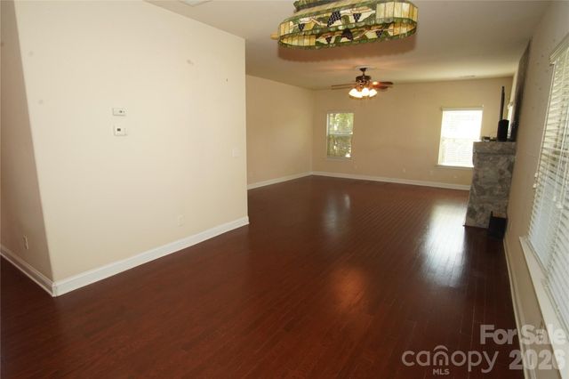 105 Jobe Drive, Statesville, NC 28677