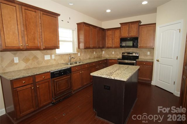 105 Jobe Drive, Statesville, NC 28677