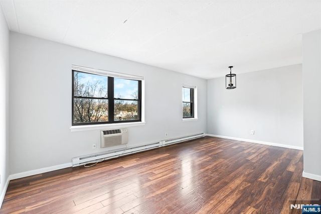 300 Lookout Avenue C4, Hackensack, NJ 07601