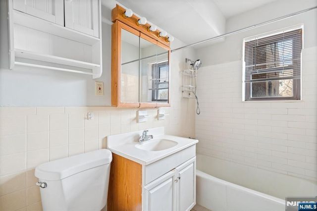 300 Lookout Avenue C4, Hackensack, NJ 07601