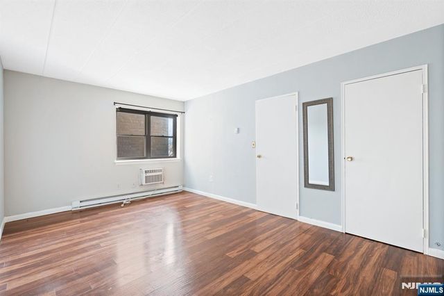 300 Lookout Avenue C4, Hackensack, NJ 07601