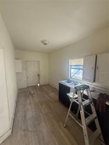 1015 E COLUMBUS DRIVE, Tampa, FL 33605