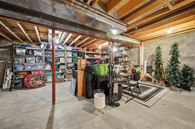 18714 67th Ave, Chippewa Falls, WI 54729