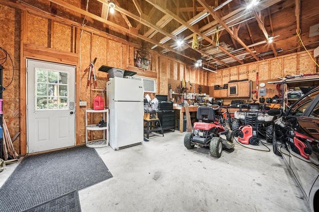 18714 67th Ave, Chippewa Falls, WI 54729