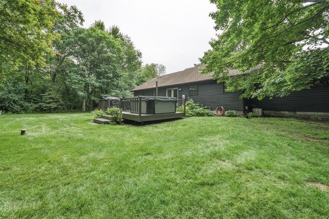 18714 67th Ave, Chippewa Falls, WI 54729
