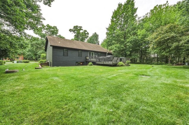 18714 67th Ave, Chippewa Falls, WI 54729