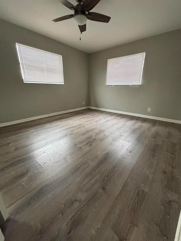 462 S Haverhill Road, West Palm Beach, FL 33415