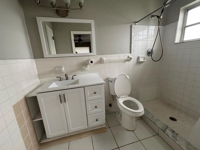 462 S Haverhill Road, West Palm Beach, FL 33415