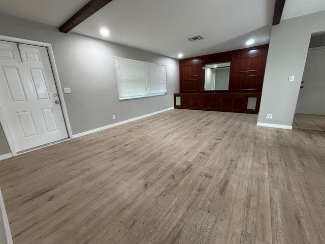 462 S Haverhill Road, West Palm Beach, FL 33415