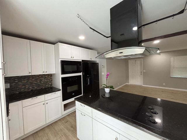 462 S Haverhill Road, West Palm Beach, FL 33415
