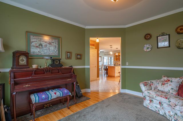 51 Old Town Road Extension, Epsom, NH 03234