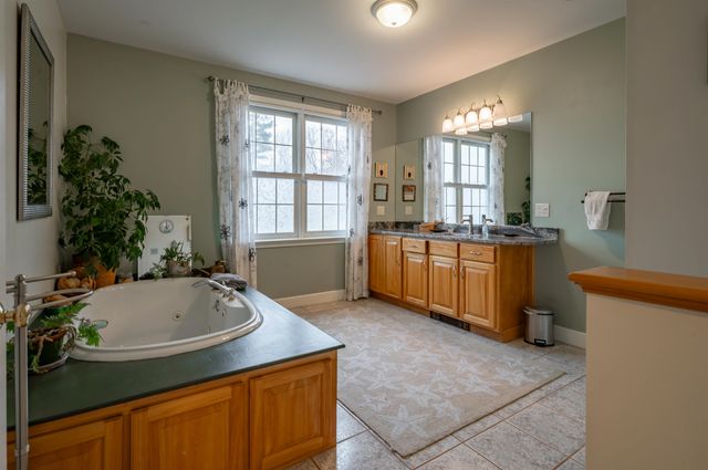 51 Old Town Road Extension, Epsom, NH 03234