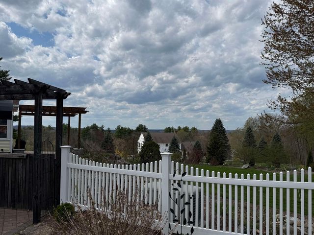 51 Old Town Road Extension, Epsom, NH 03234