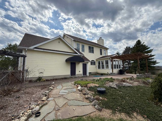 51 Old Town Road Extension, Epsom, NH 03234