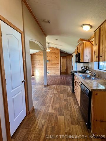 14133 Kirk Lane, Kingston, OK 73439