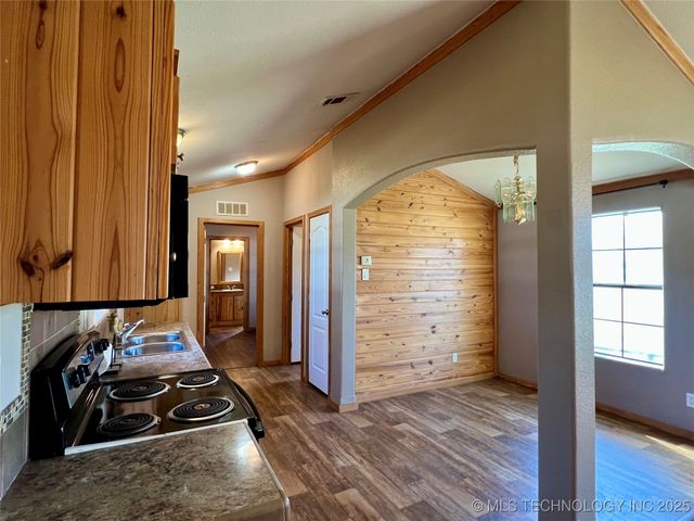 14133 Kirk Lane, Kingston, OK 73439