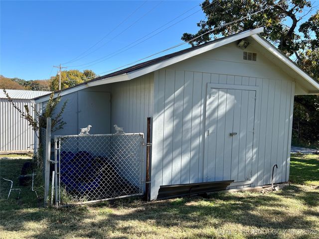 14133 Kirk Lane, Kingston, OK 73439