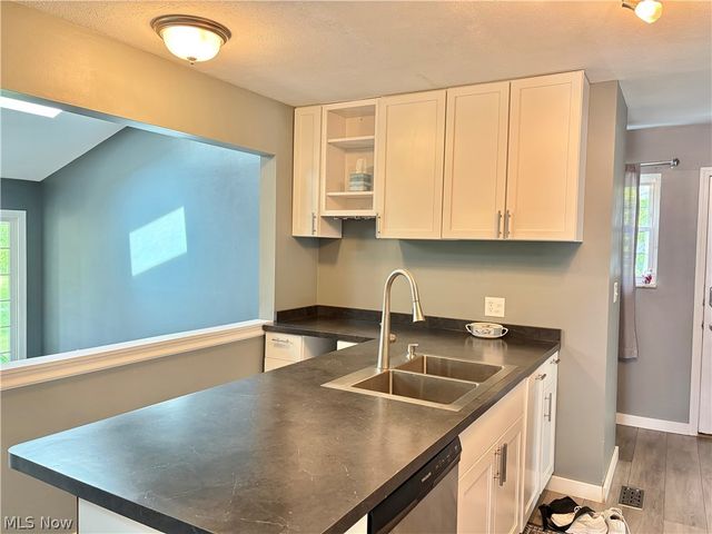 3023 Stockbridge Drive, Stow, OH 44224