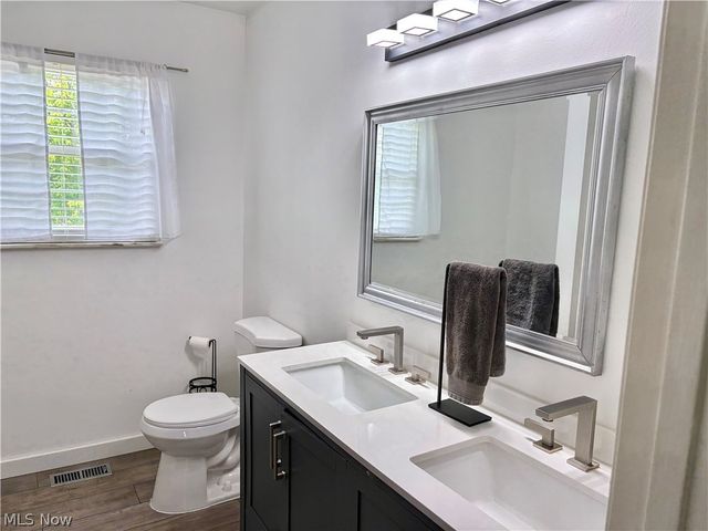 3023 Stockbridge Drive, Stow, OH 44224